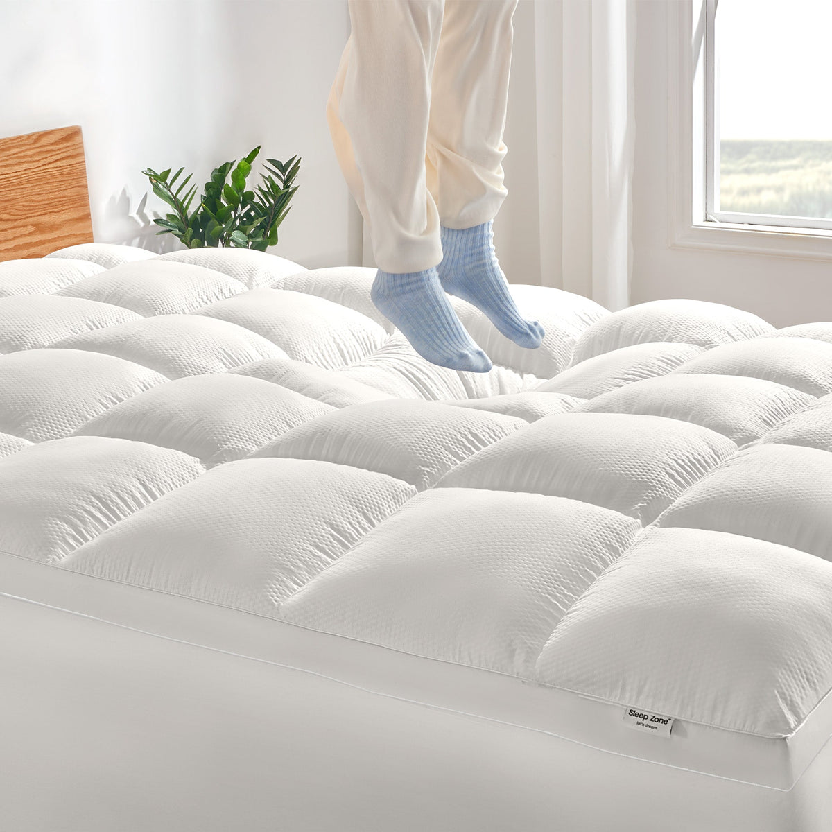 Extra Fluffy Mattress Pad Deep Pockets - White