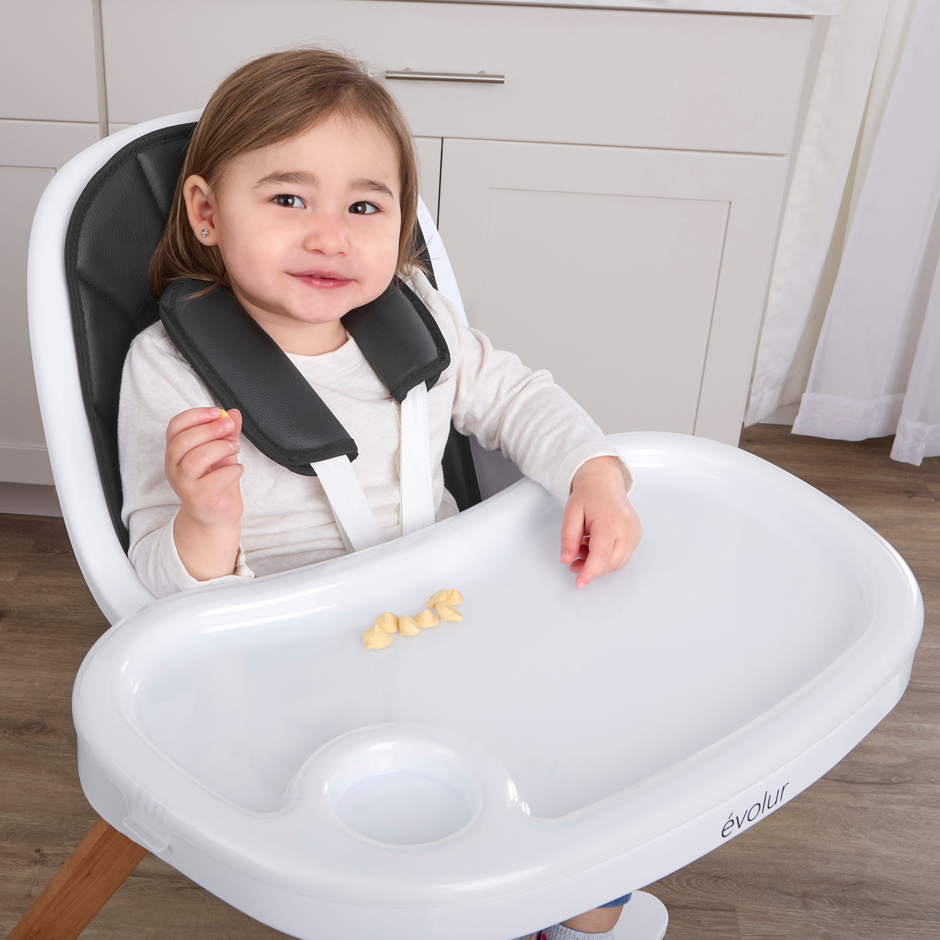 Evolur Zoodle 2-In-1 High Chair