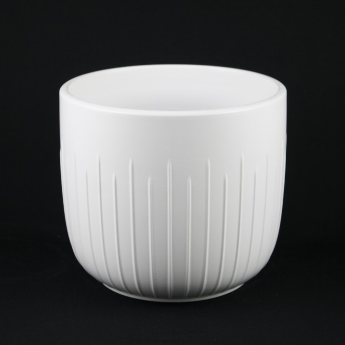 3-Piece White Stoneware Planter Pot Set with Vertical Groove Texture