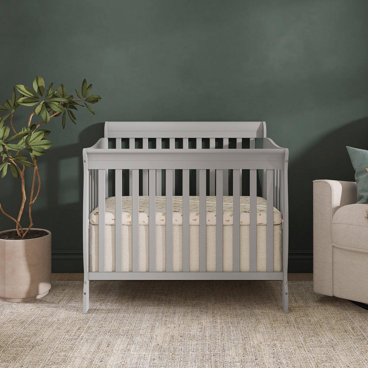 Dream On Me Aden Convertible 4-in-1 Mini Crib