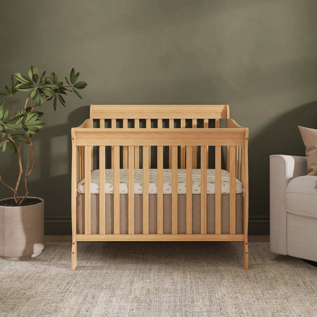 Dream On Me Aden Convertible 4-in-1 Mini Crib