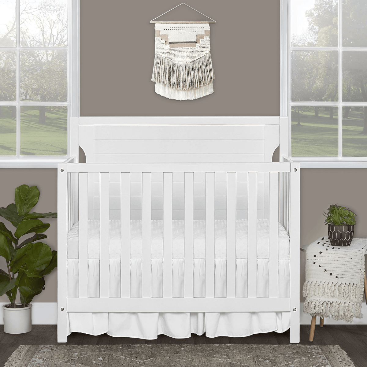 Dream On Me Bellport 4-in-1 Convertible Mini Crib