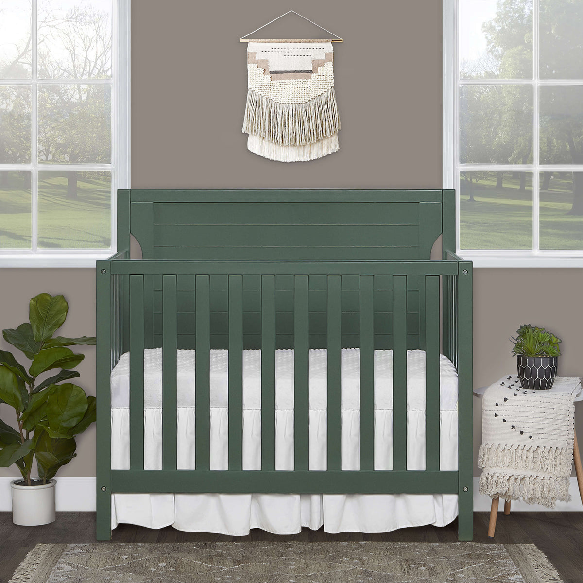 Dream On Me Bellport 4-in-1 Convertible Mini Crib