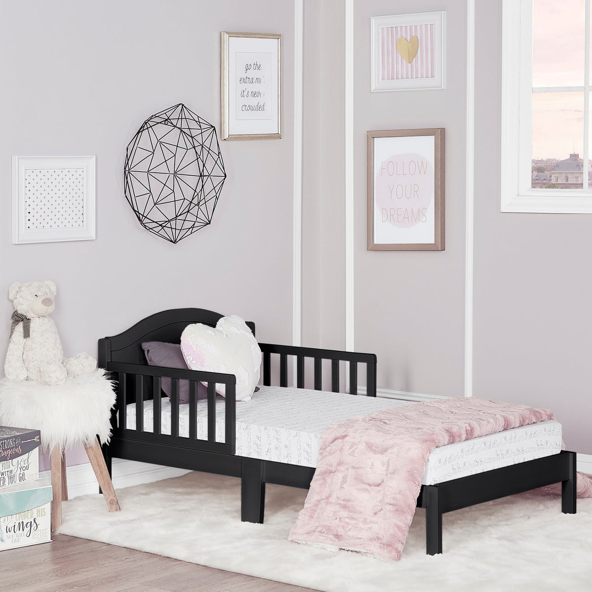 Dream On Me Sydney Toddler bed