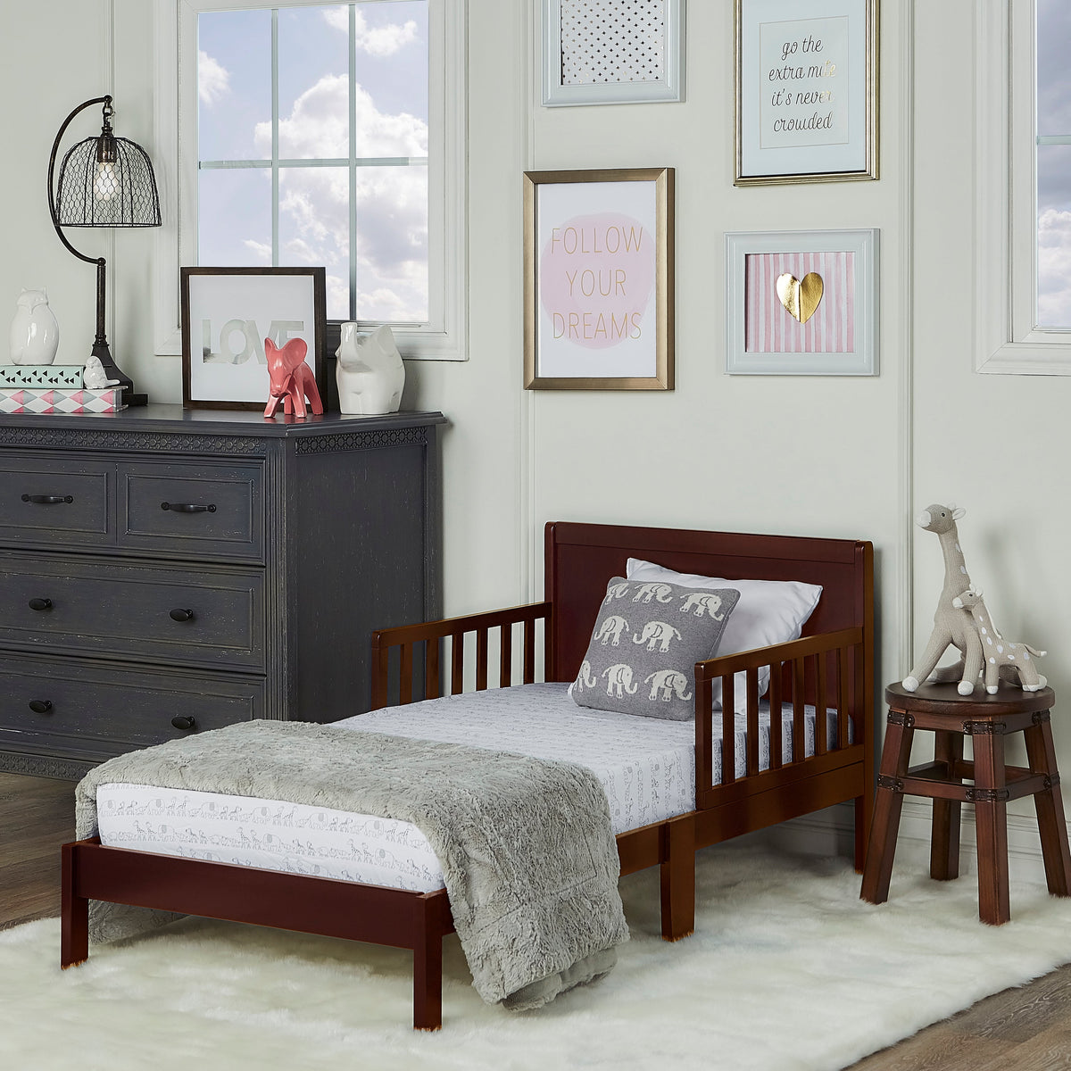 Dream On Me Brookside Toddler Bed