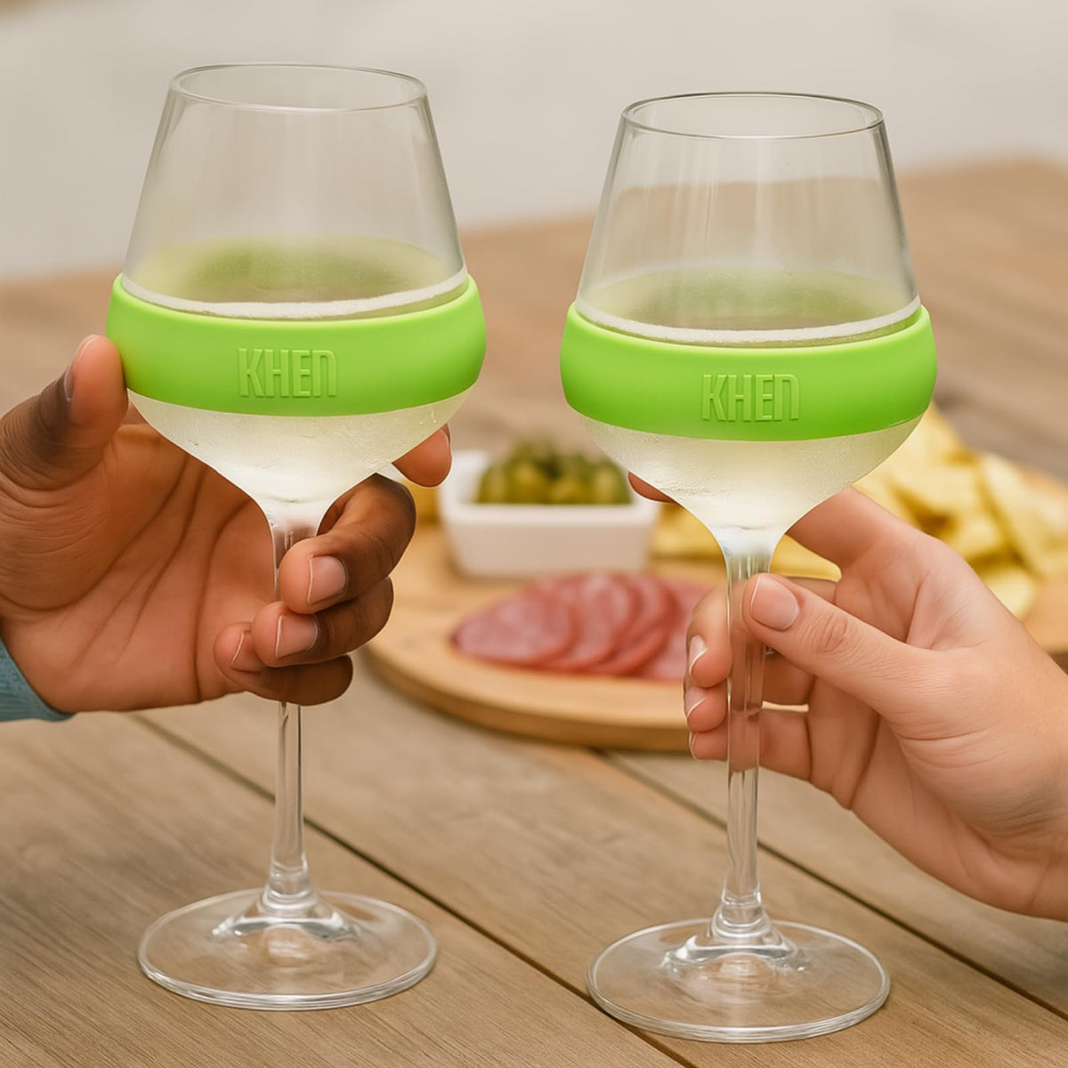 Stemmed Acrylic Cooling Wine Glasses 14oz | Set of 2 | Green