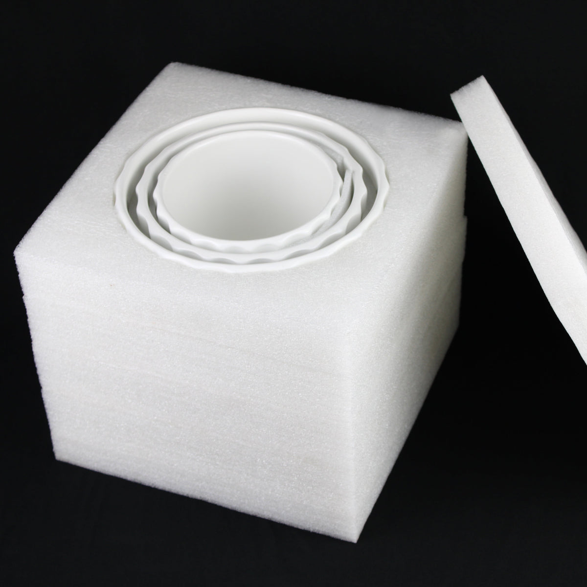 3-Piece White Stoneware Planter Set with Fluted Design