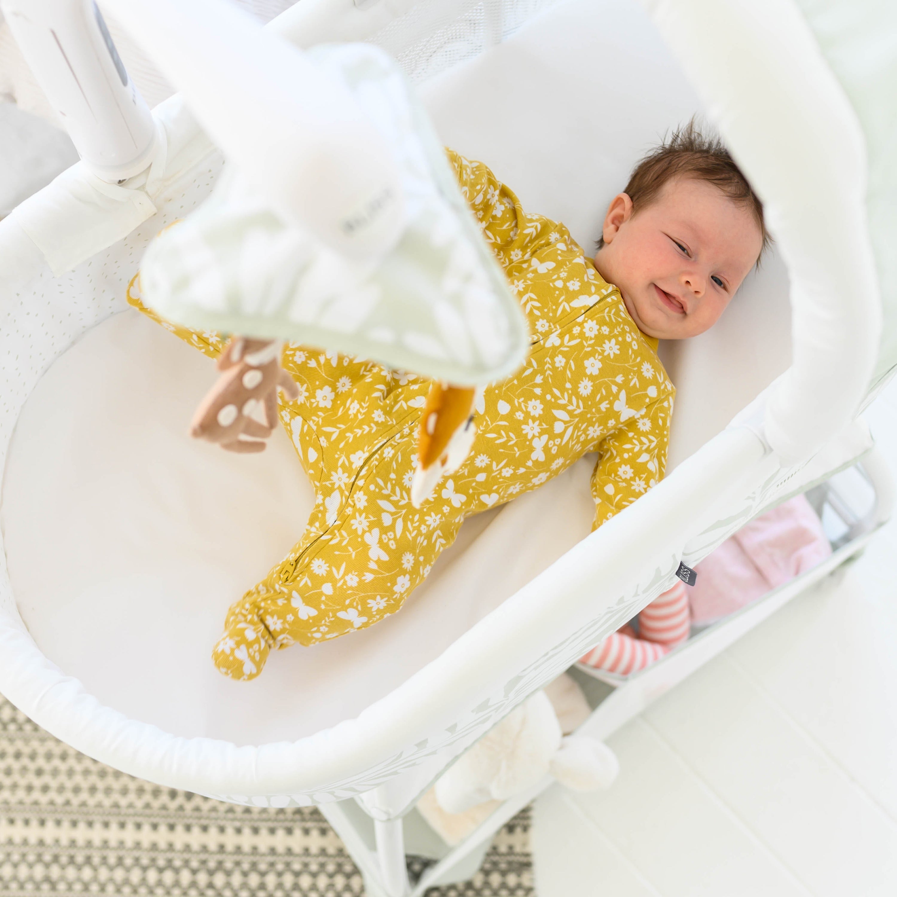 TruBliss® Sweetli Calm Bassinet