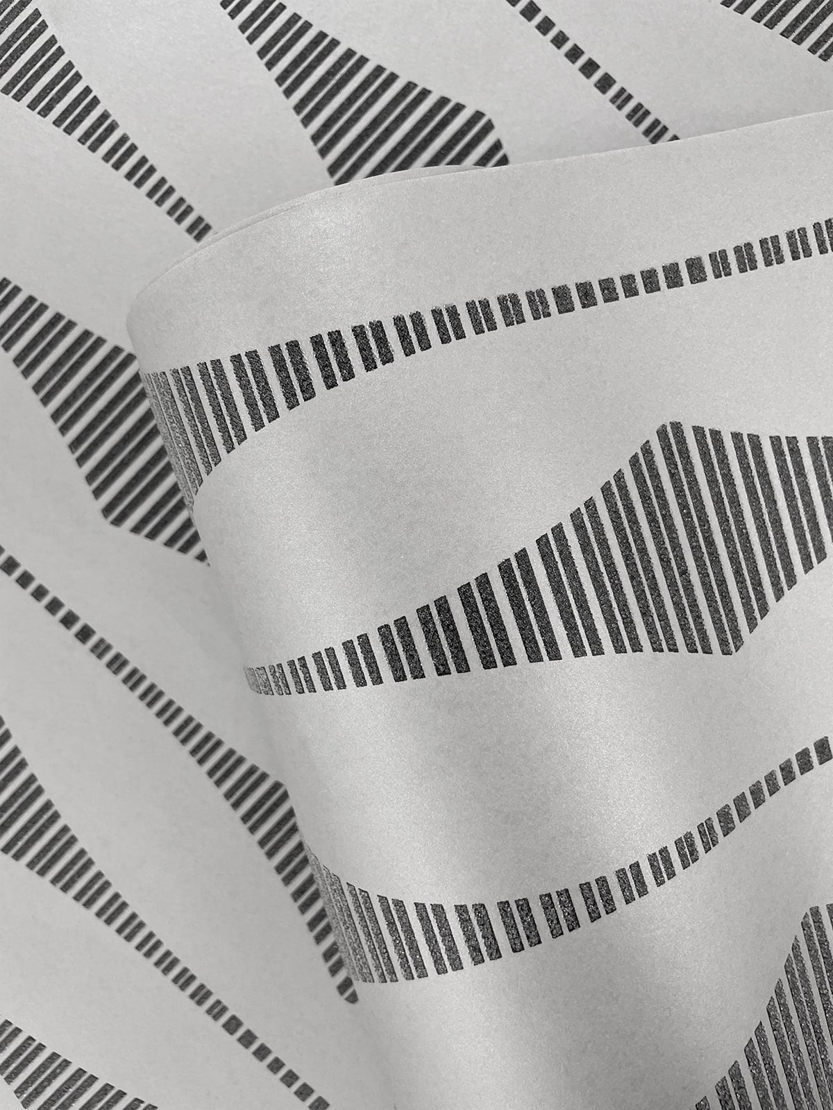 Diamond Stripe Glass Beaded Geometric Unpasted Wallpaper
