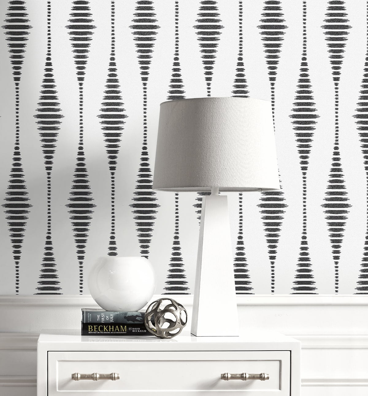Diamond Stripe Glass Beaded Geometric Unpasted Wallpaper