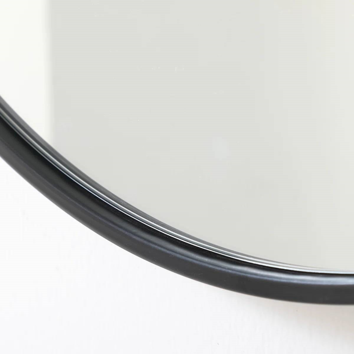 Round 28-inch Wall Mirror in Black - Bathroom Mirror