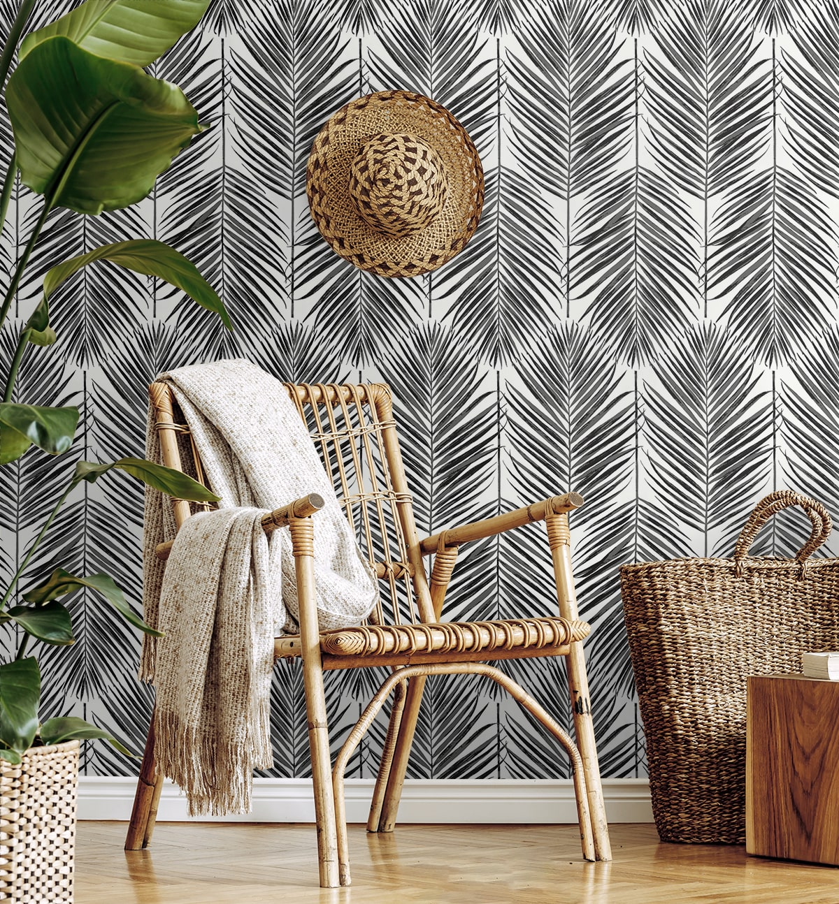 Marina Palm Coastal Unpasted Wallpaper