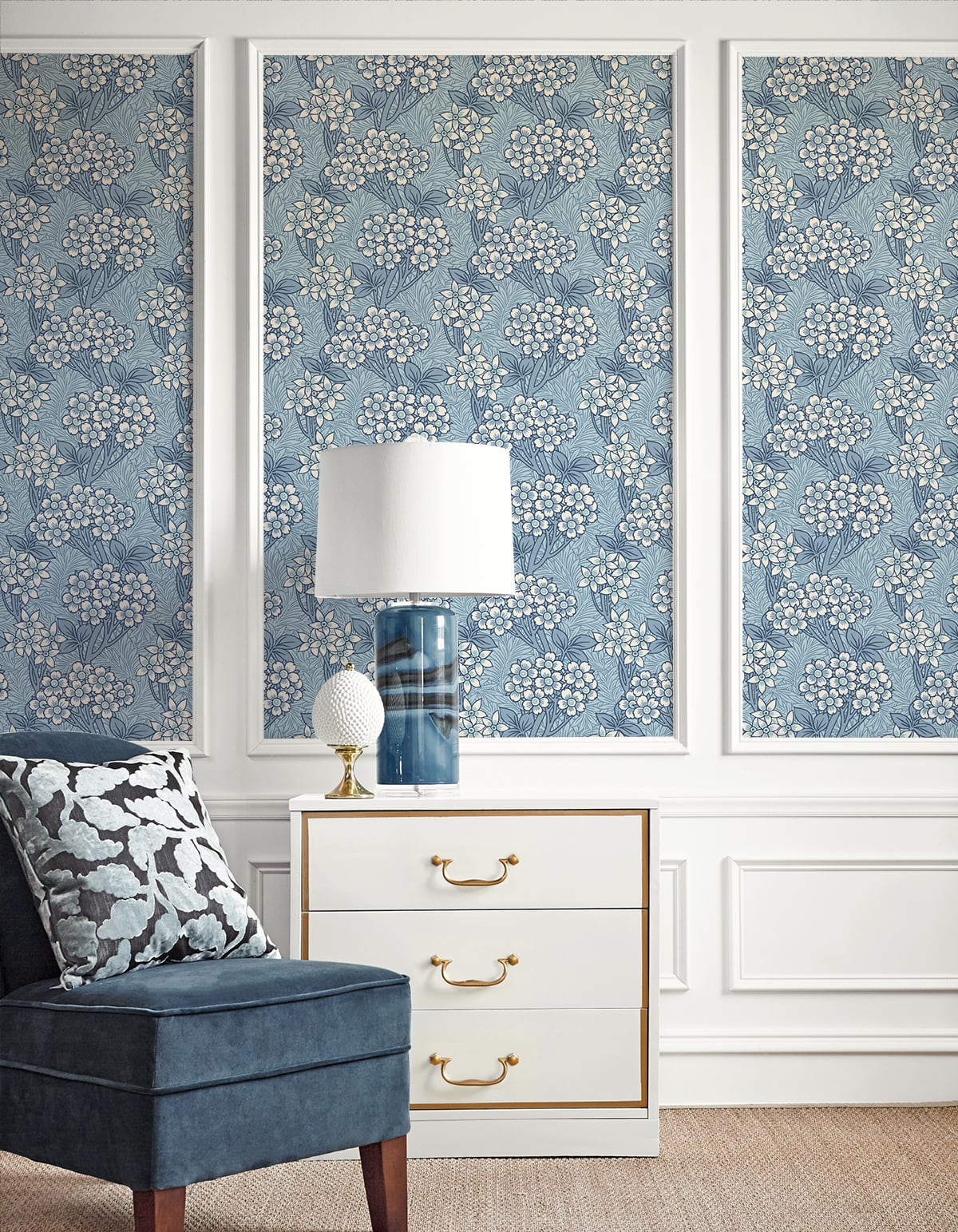 Floral Vine Vintage Unpasted Wallpaper