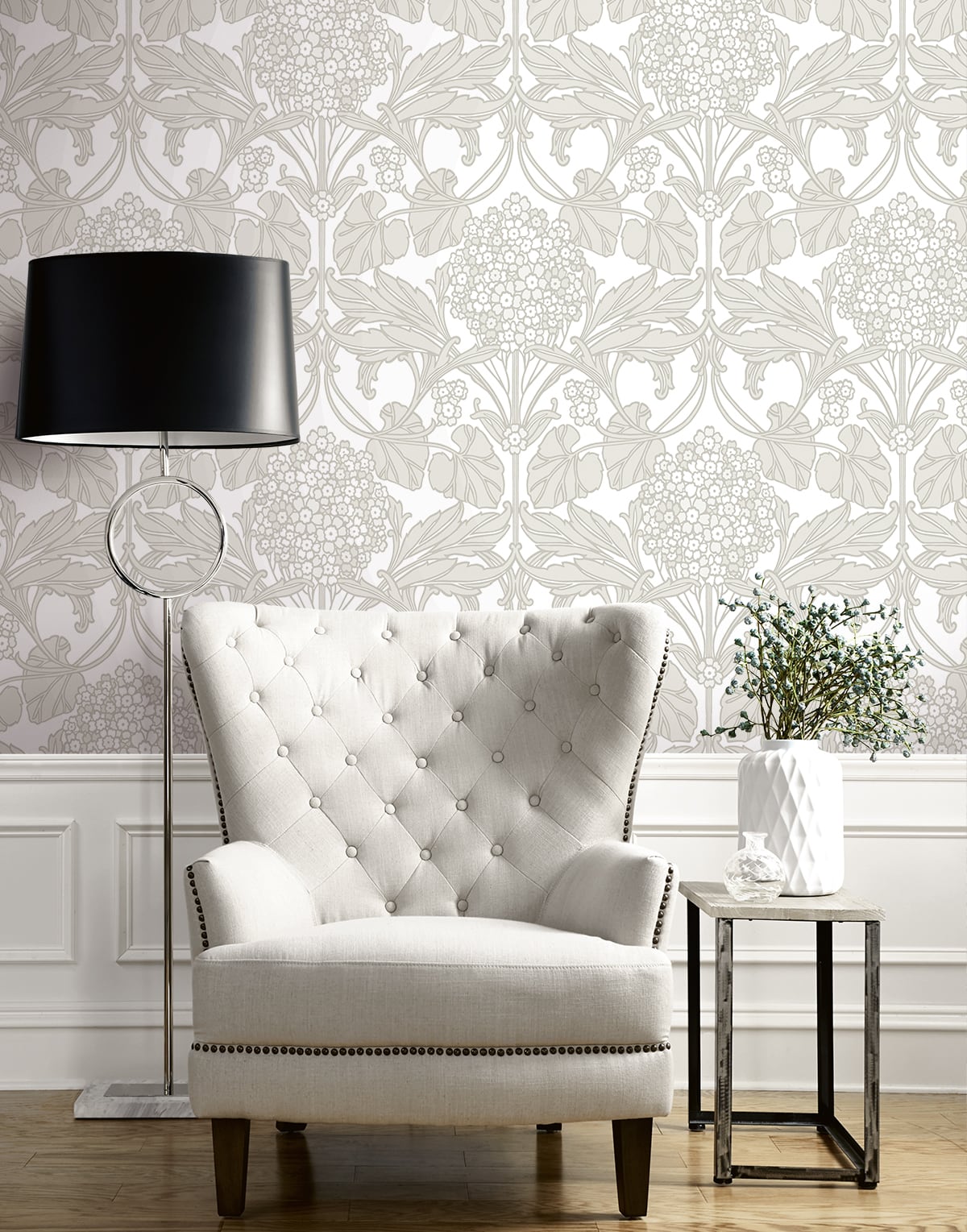 Floral Hydrangea Vintage Unpasted Wallpaper