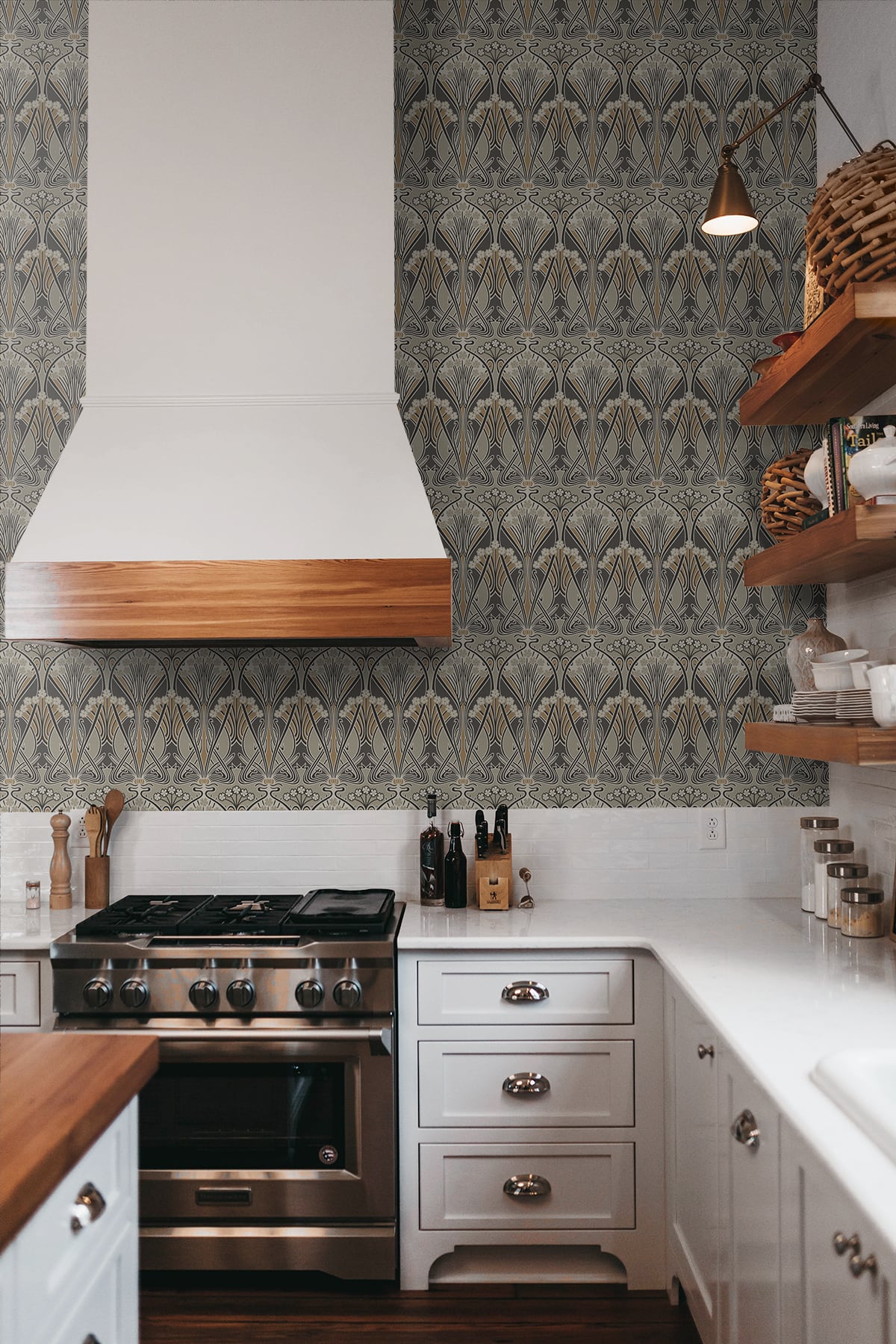 Dragonfly Damask Vintage Unpasted Wallpaper