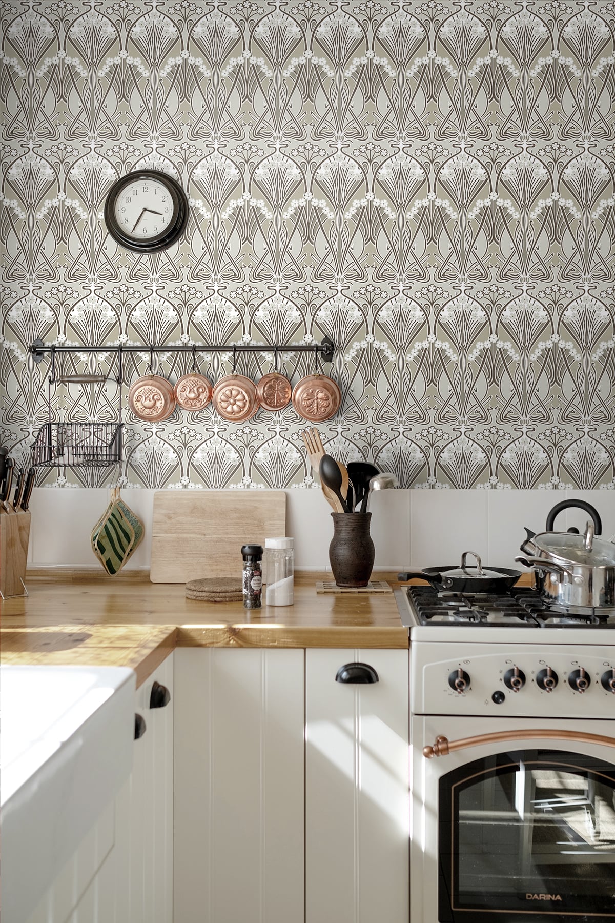 Dragonfly Damask Vintage Unpasted Wallpaper
