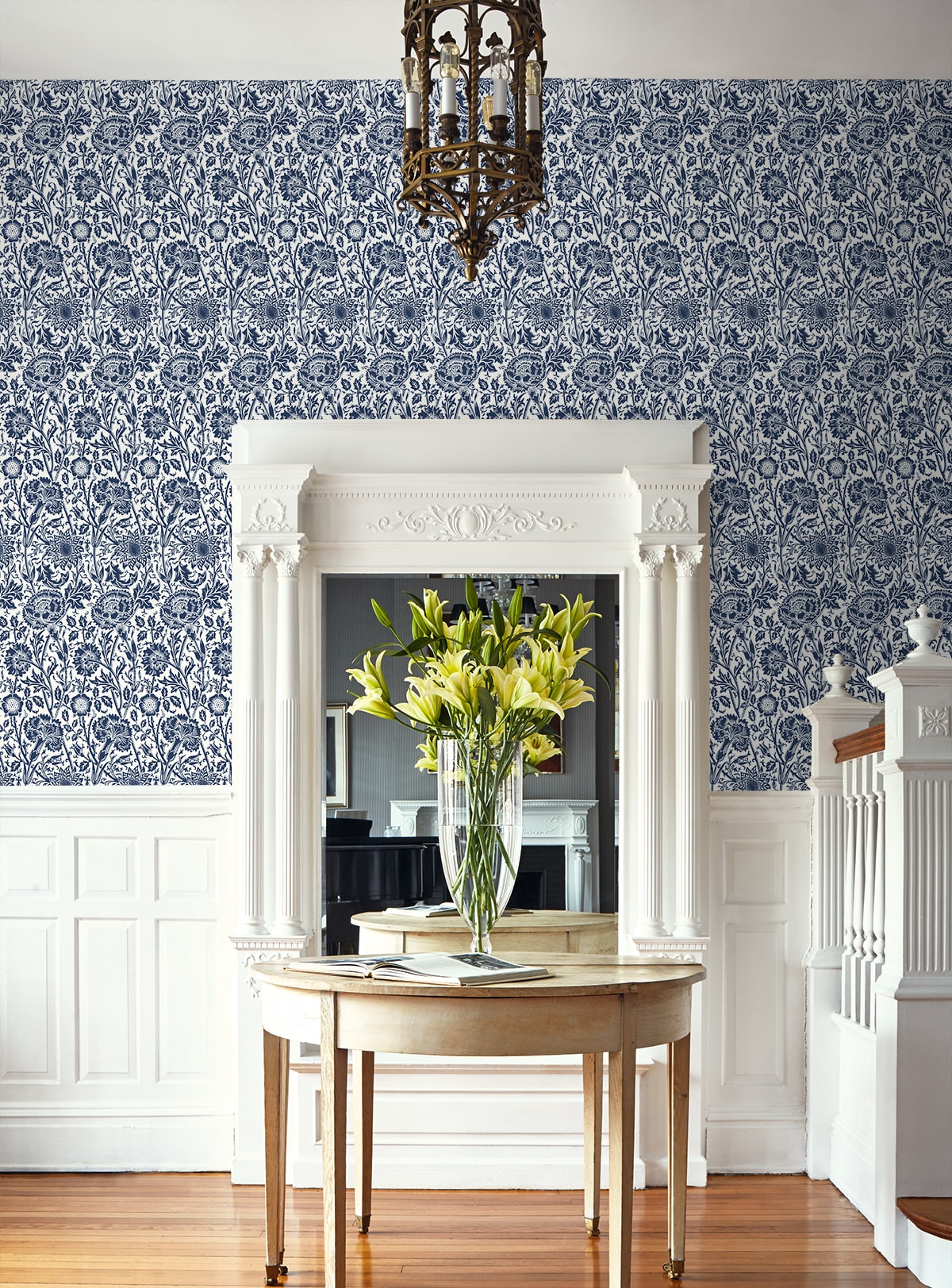Tonal Floral Trail Vintage Unpasted Wallpaper