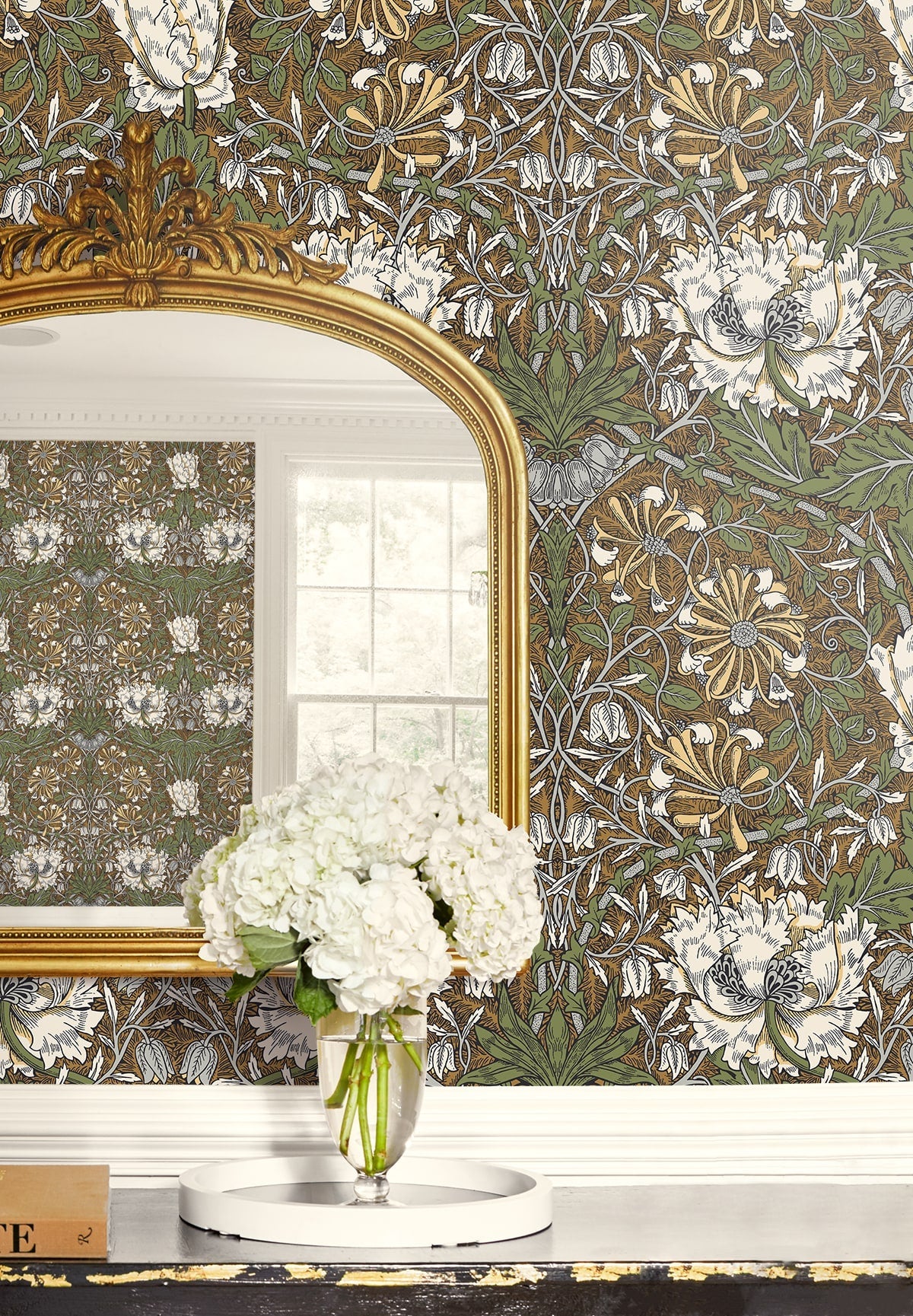 Ogee Flora Vintage Unpasted Wallpaper