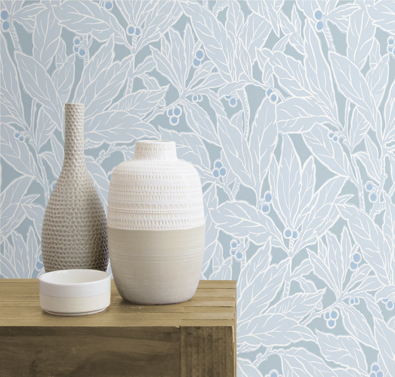 Leaf and Berry Botanical Vintage Unpasted Wallpaper