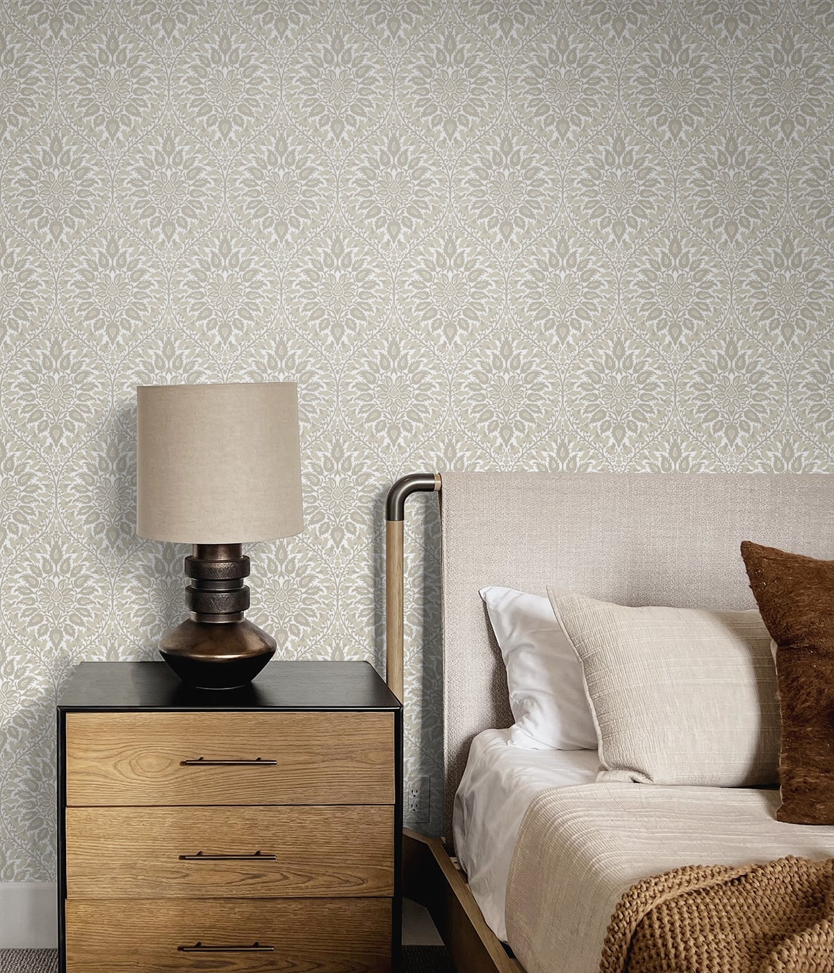 Luna Ogee Vintage Unpasted Wallpaper