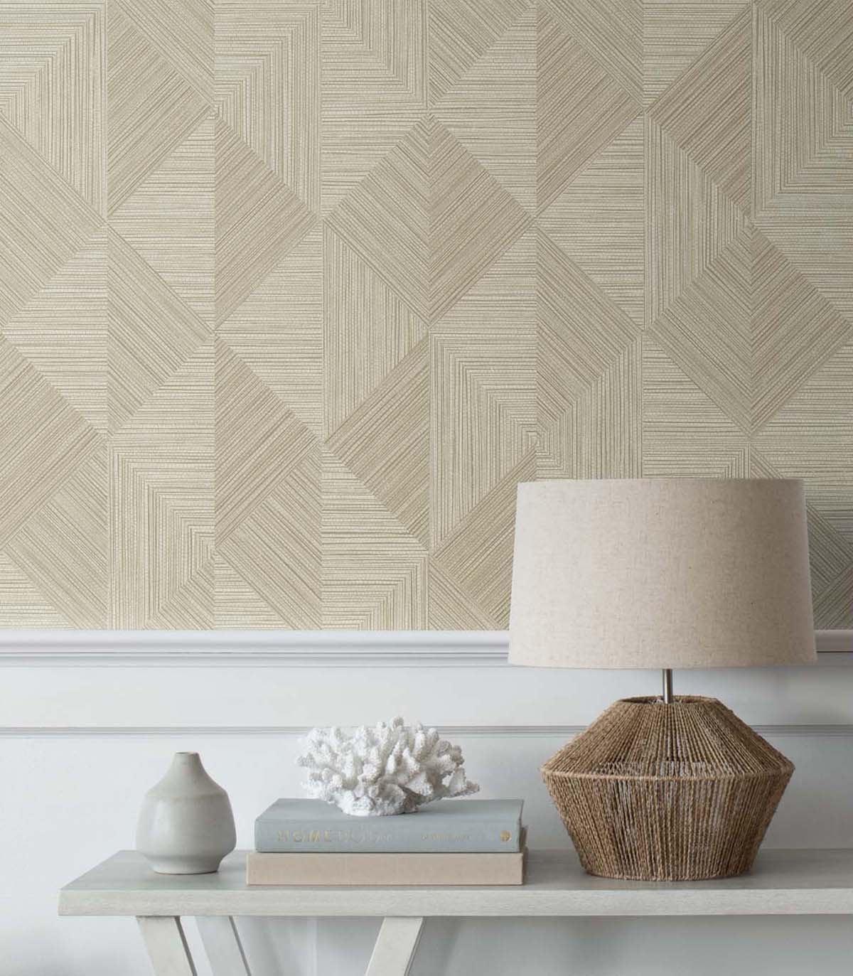White Heron Diamond Inlay Embossed Vinyl Unpasted Wallpaper