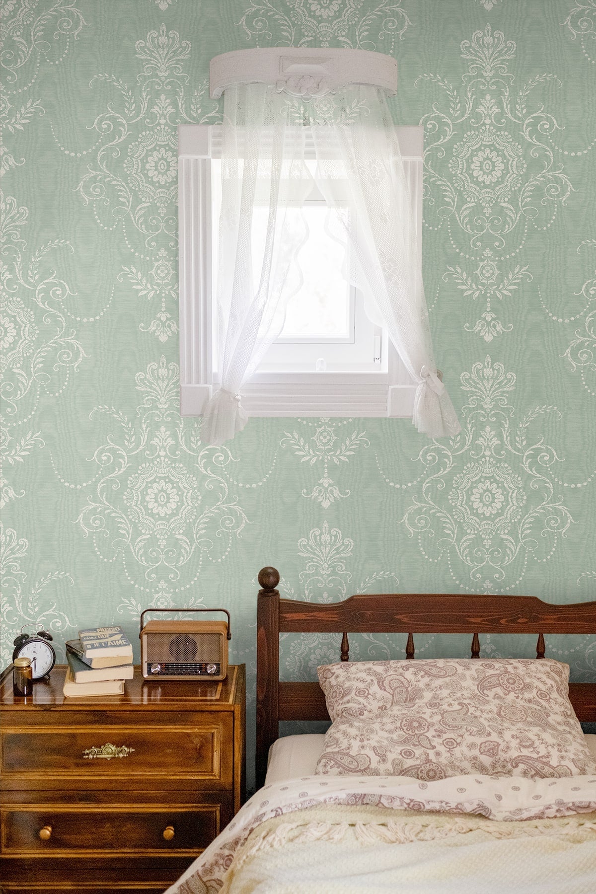 French Country Colette Cameo Unpasted Wallpaper
