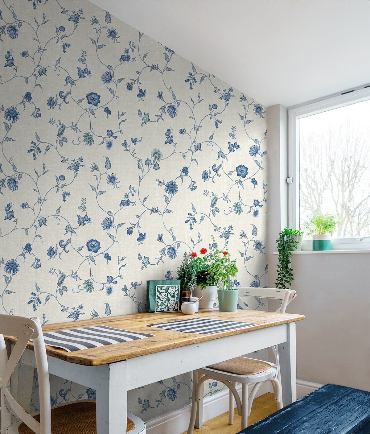 French Country Florale Trail Unpasted Wallpaper