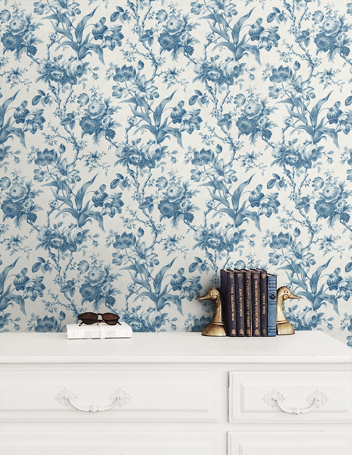 French Country En Rose Floral Unpasted Wallpaper