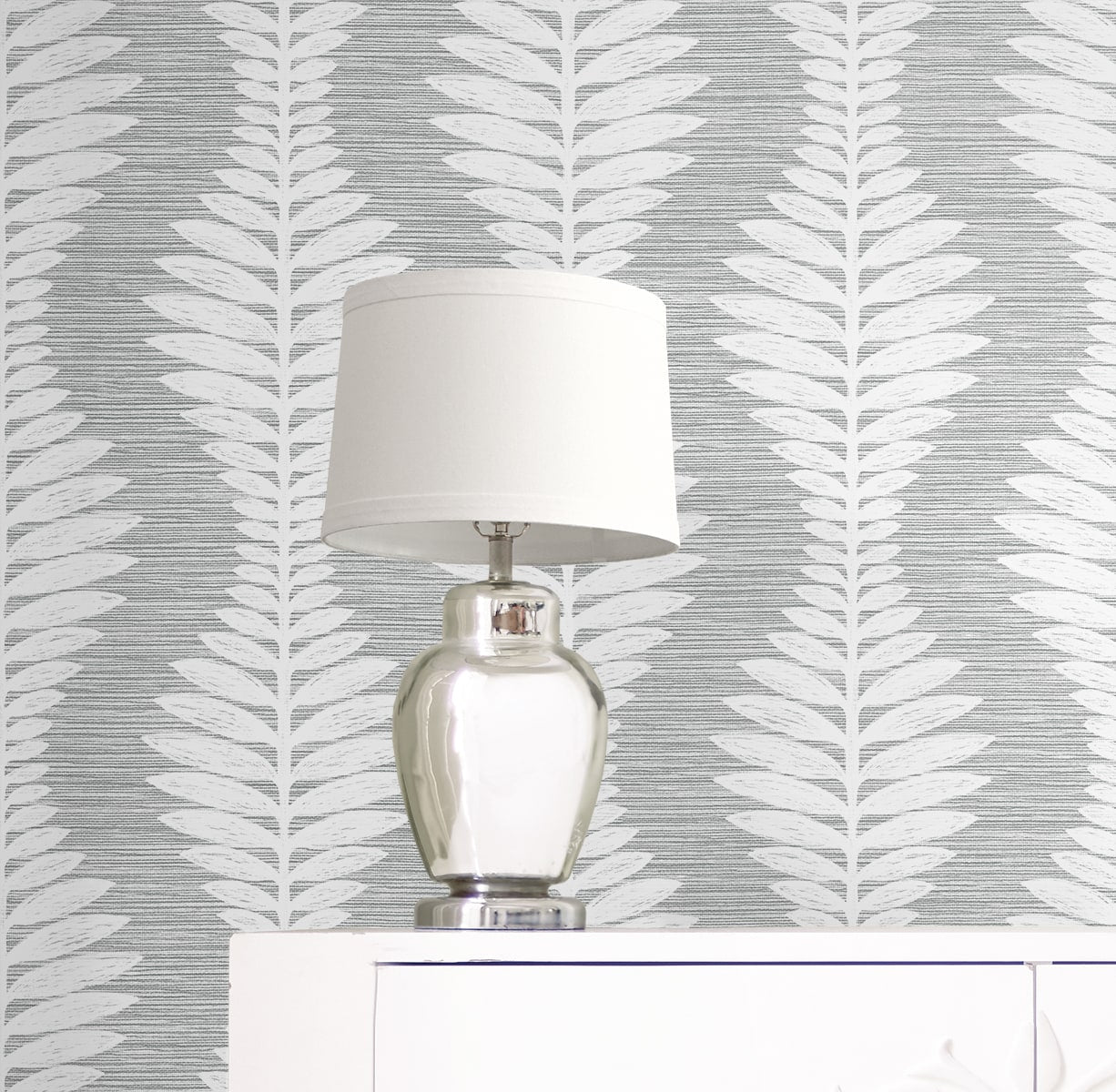 Carina Leaf Ogee Embossed Vinyl Unpasted Wallpaper