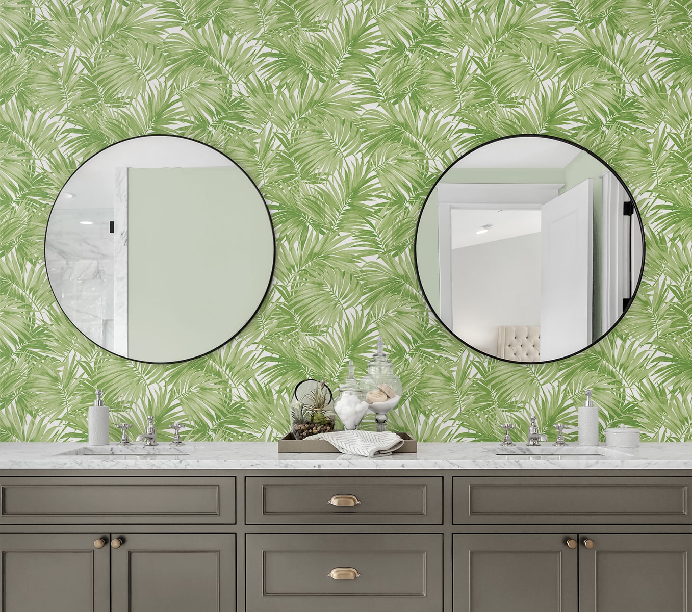 Cordelia Tossed Palms Embossed Vinyl Unpasted Wallpaper