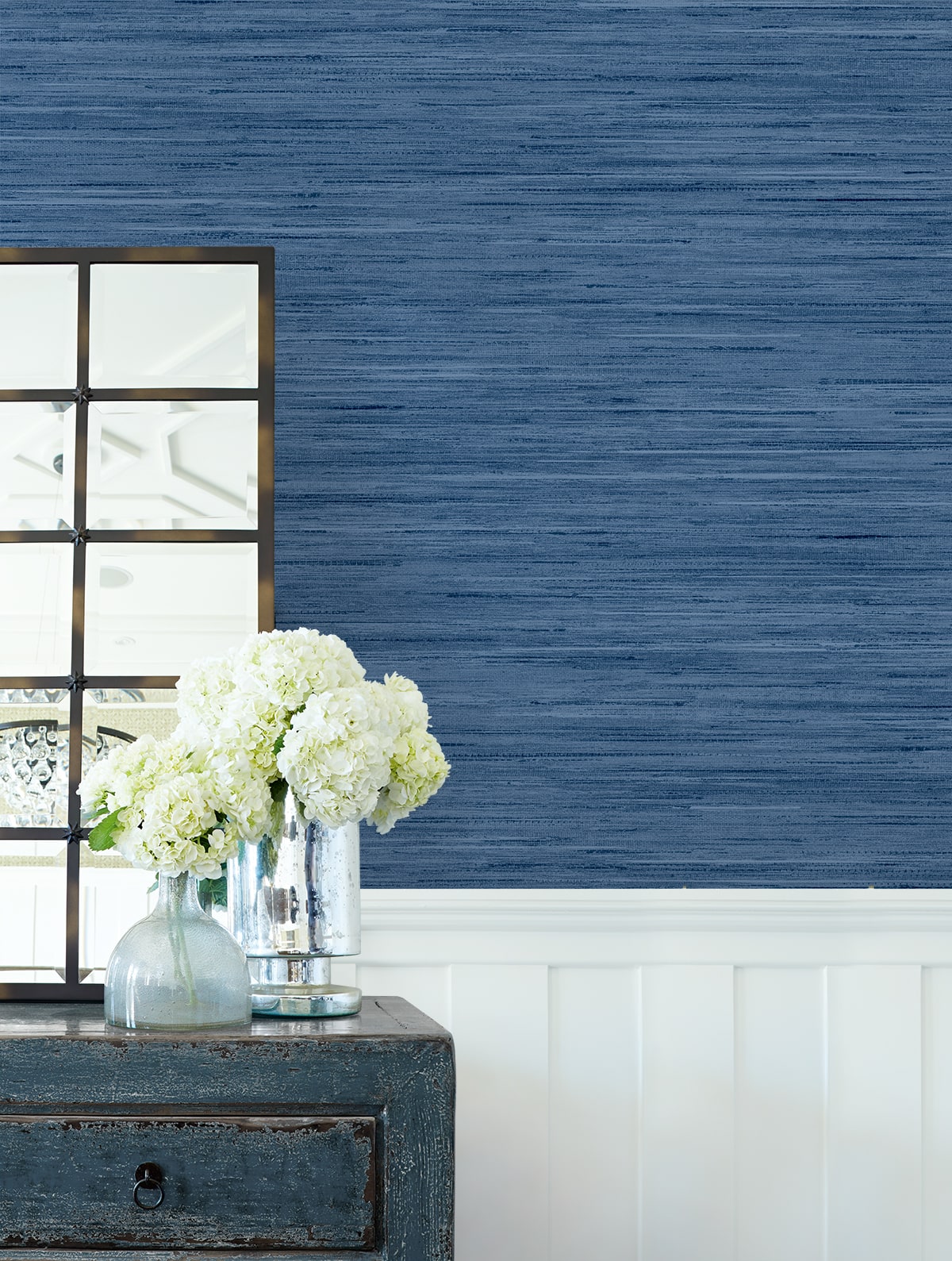 Loe Sanctuary Stria Embossed Vinyl Unpasted Wallpaper