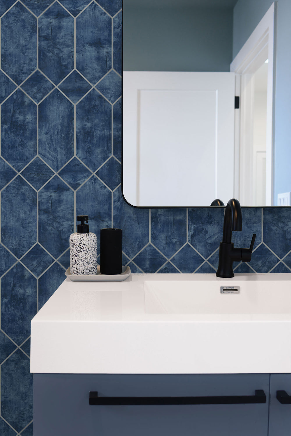 Living with Art Geometric Faux Unpasted Wallpaper