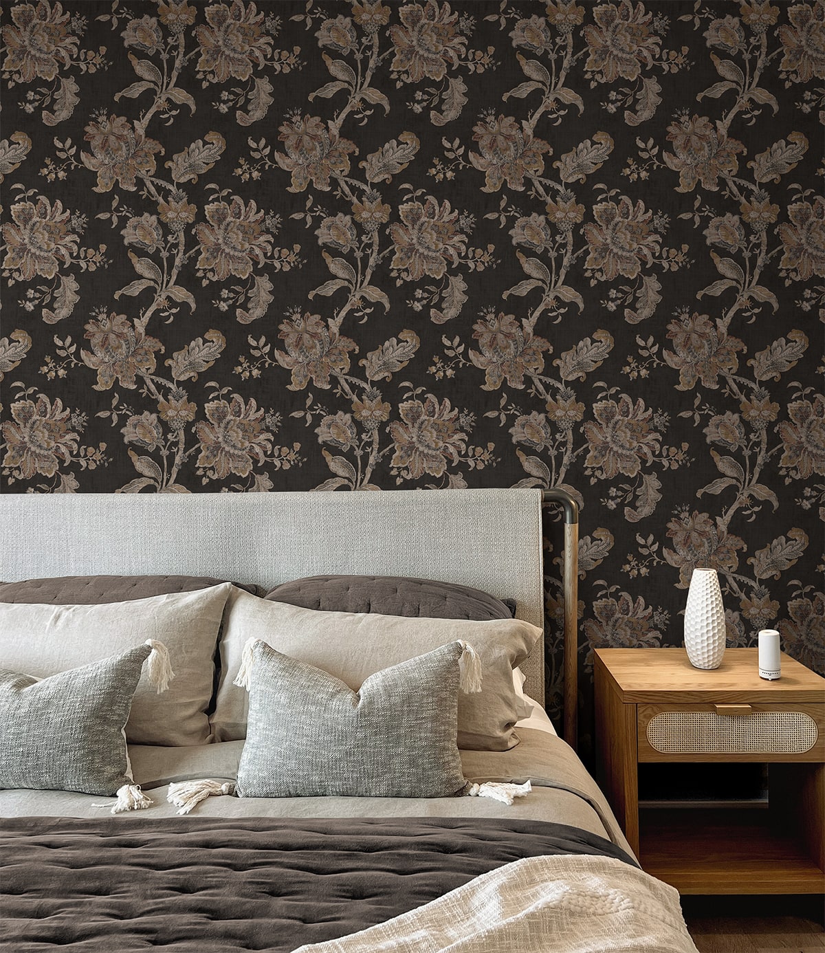 Anelda Jacobean Peel and Stick Removable Wallpaper