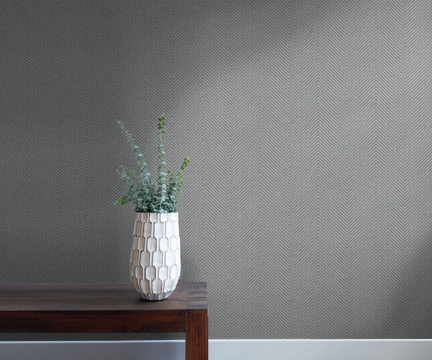 More Textures Café Chevron Embossed Vinyl Unpasted Wallpaper