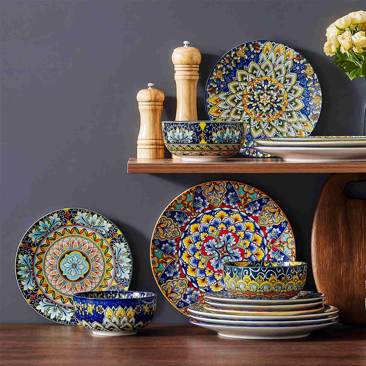 Simi 18 Piece Dinnerware Set with Double-Sided Bowls